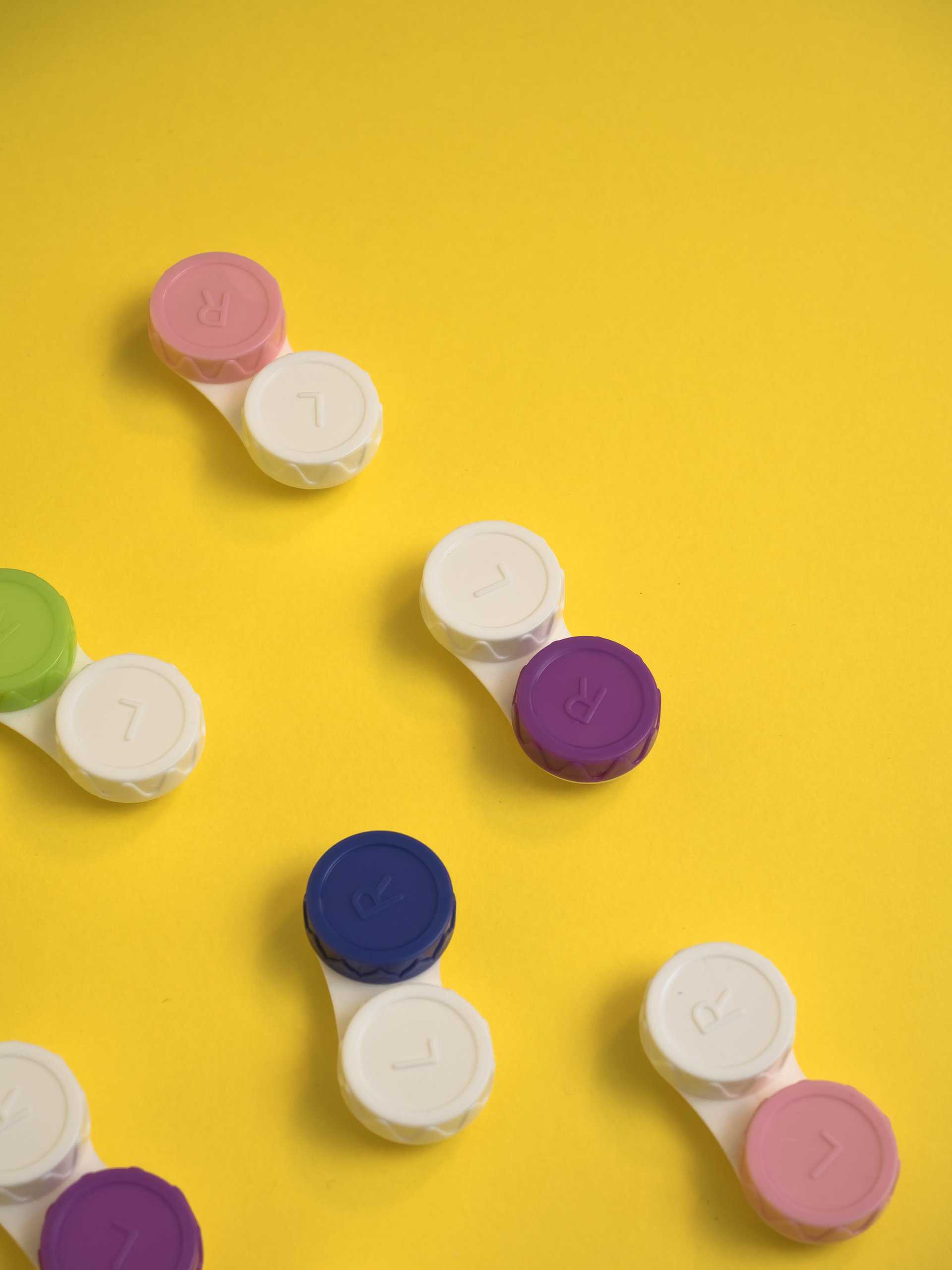 Contact lenses case